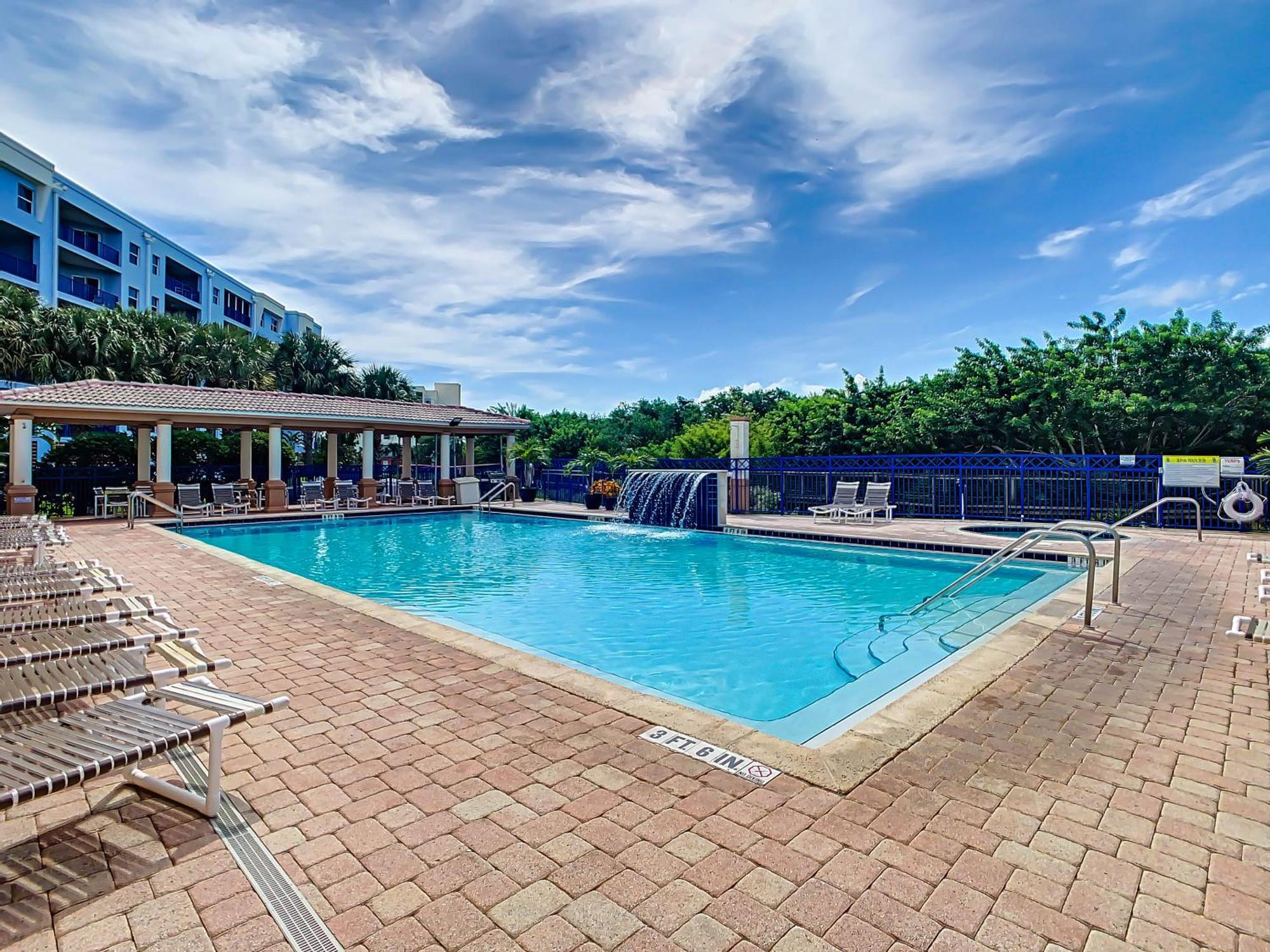 Delightful Modern Coastal Themed 32 Condo In Oceanwalk. ~Ow3-303 New Smyrna Beach Bagian luar foto